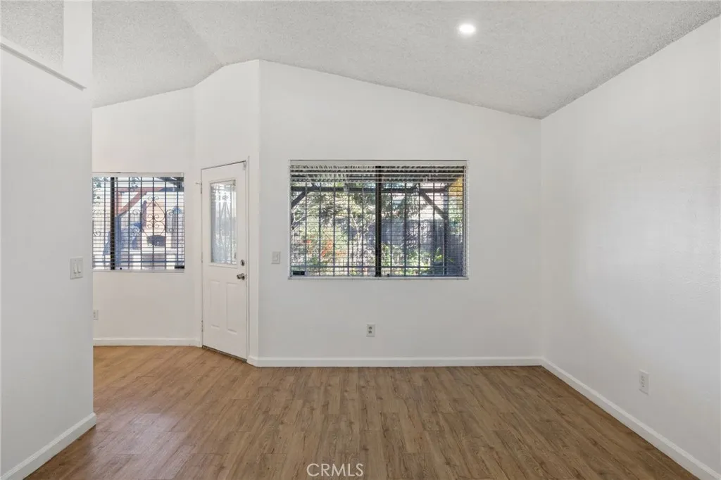310 S Paulsen, Compton, California 90220 home-pic-7