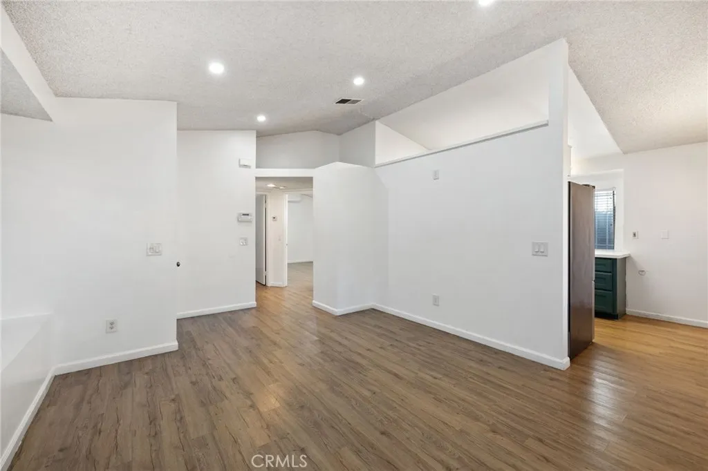 310 S Paulsen, Compton, California 90220 home-pic-36