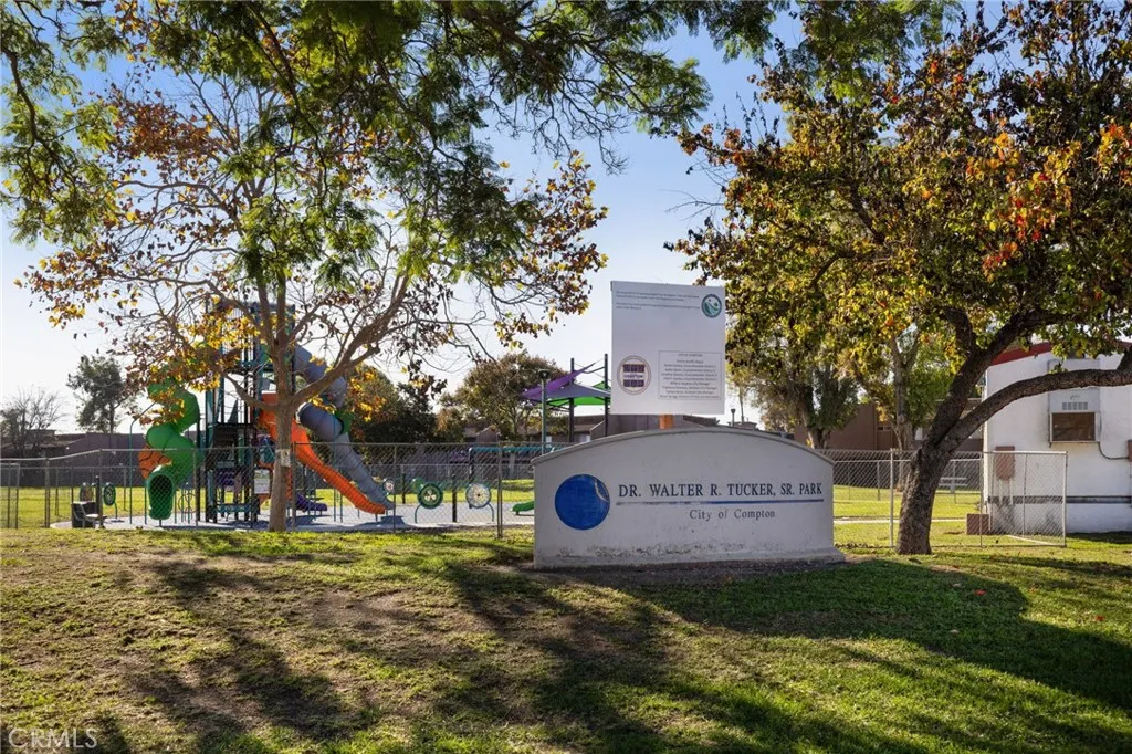 310 S Paulsen, Compton, California 90220 home-pic-28
