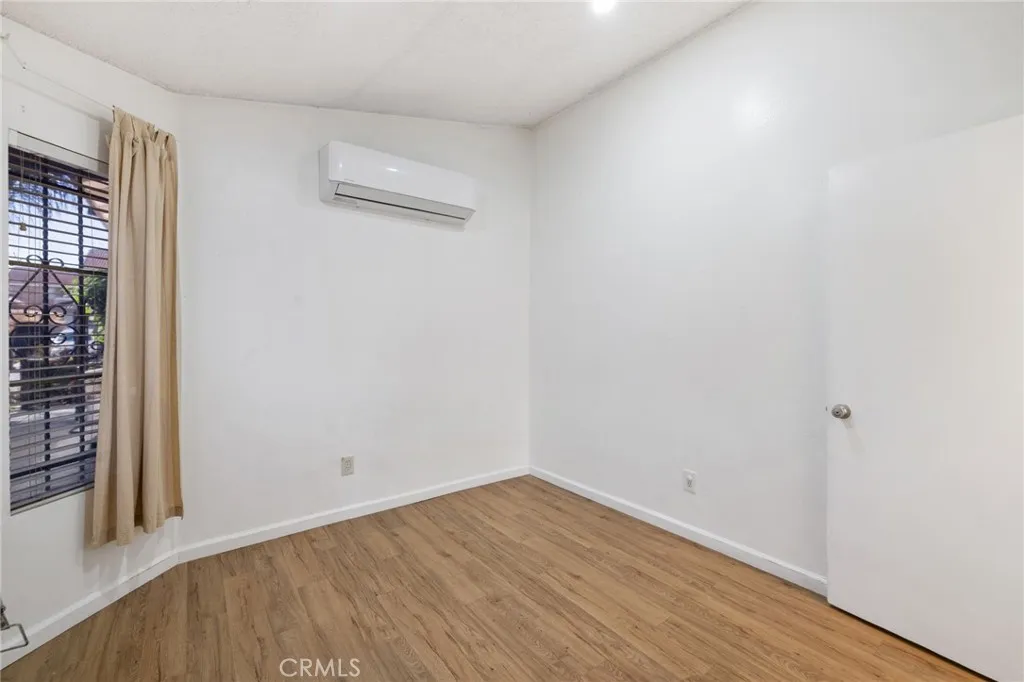 310 S Paulsen, Compton, California 90220 home-pic-17