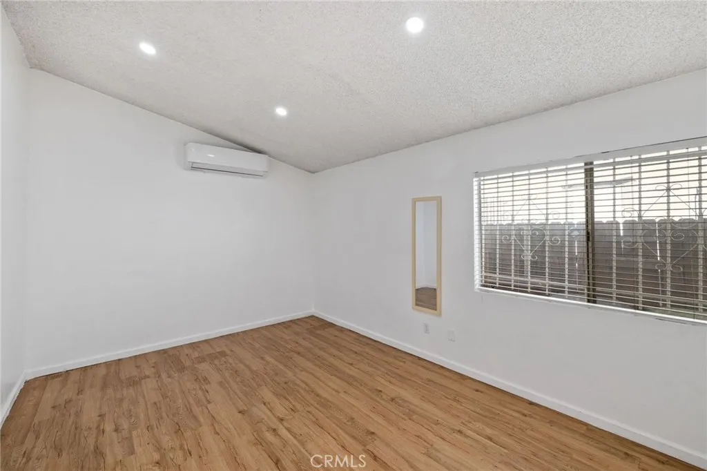 310 S Paulsen, Compton, California 90220 home-pic-40