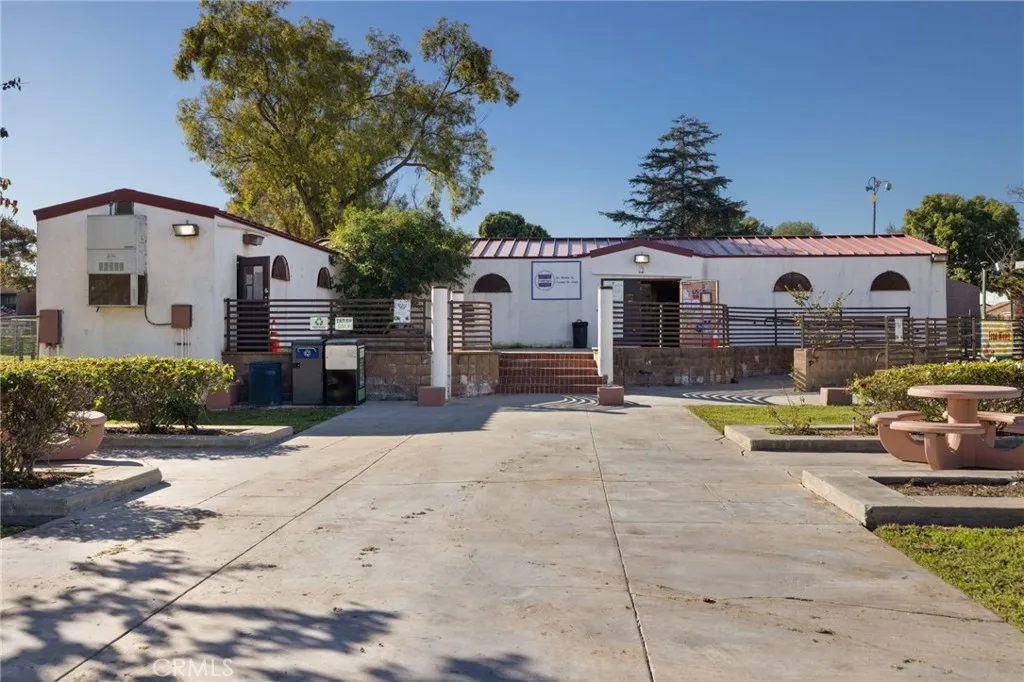 310 S Paulsen, Compton, California 90220 home-pic-27