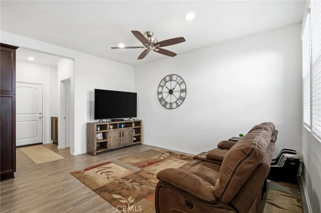 30332 Town Square, Menifee, California 92584 home-pic-12