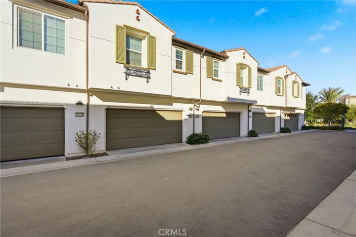 Attached 2-car garage w/storage area