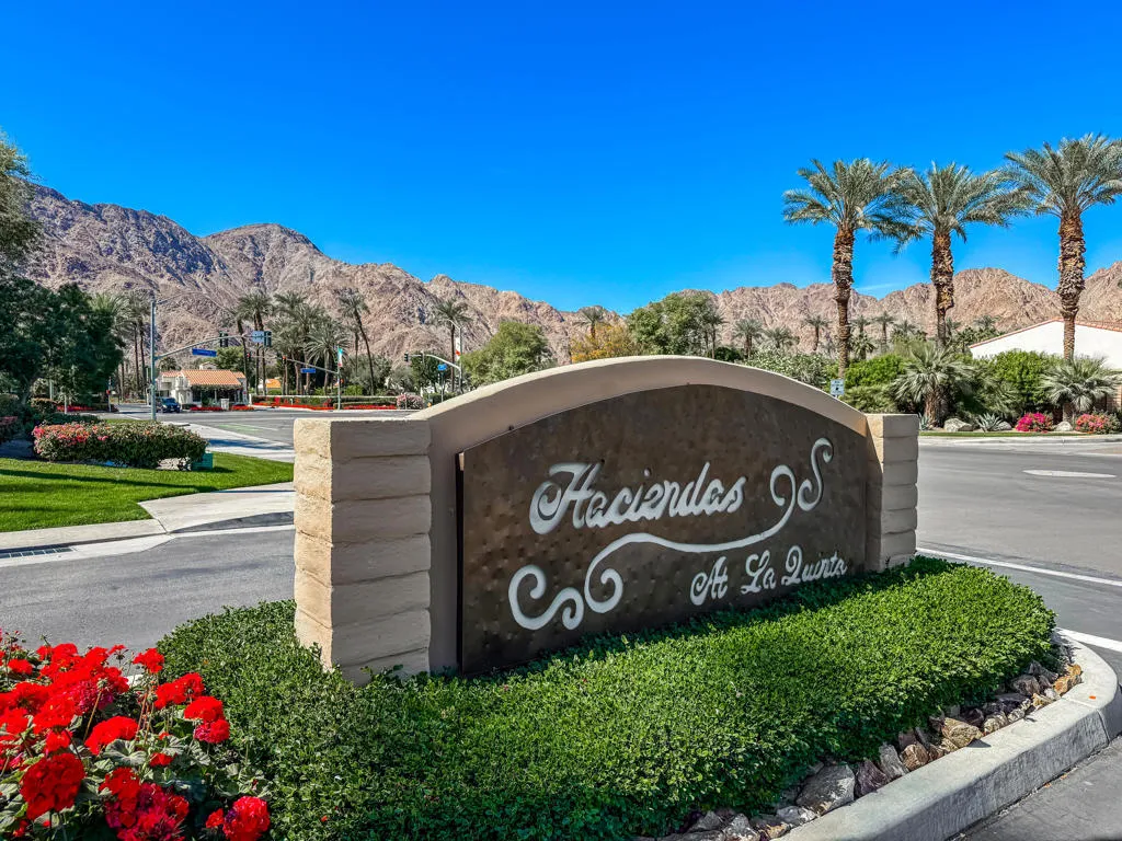 50115 Valencia Court, La Quinta, California 92253 home-pic-33