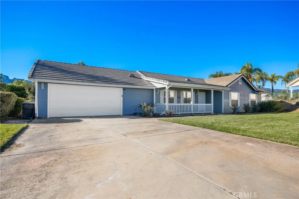 42300 Fig Street, Murrieta, California 92562 home-pic-34