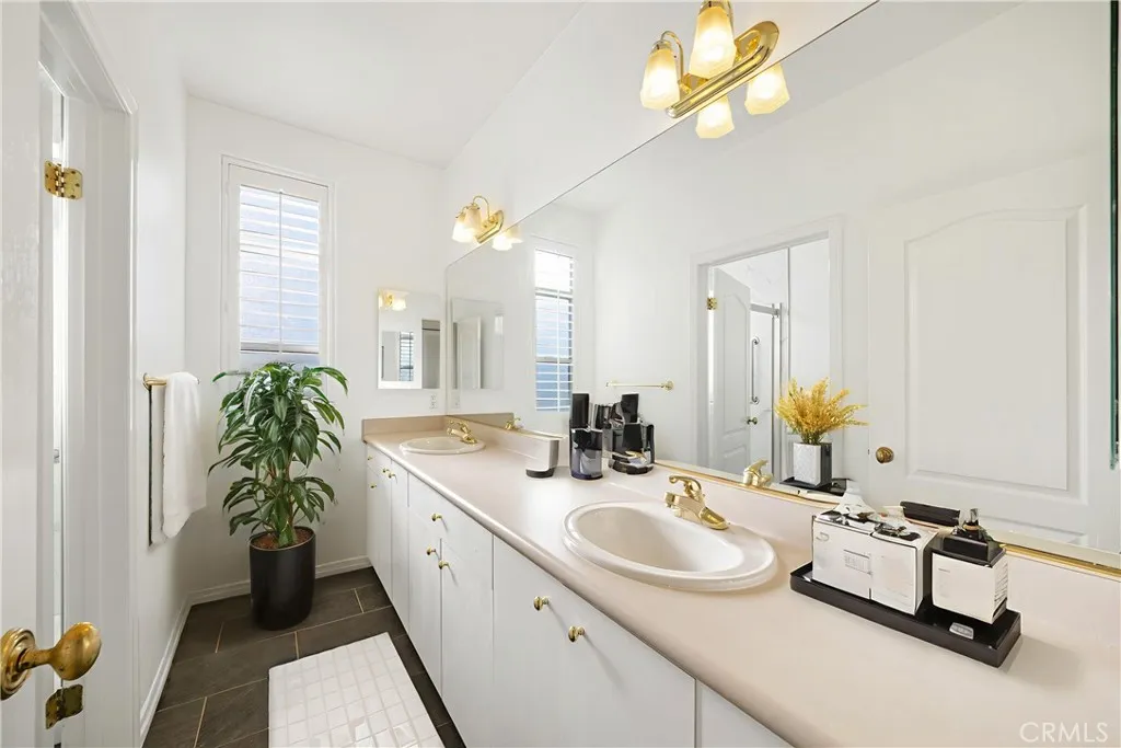 42300 Fig Street, Murrieta, California 92562 home-pic-22