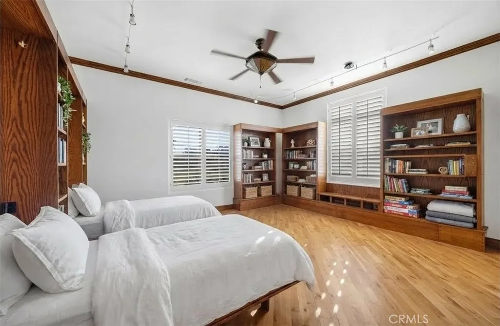 42300 Fig Street, Murrieta, California 92562 home-pic-21