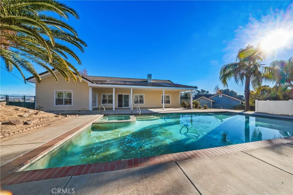 42300 Fig Street, Murrieta, California 92562 home-pic-27