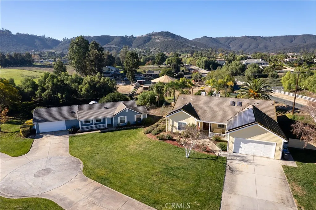 42300 Fig Street, Murrieta, California 92562 home-pic-71