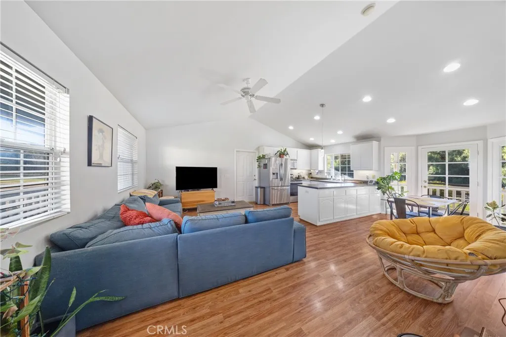 42300 Fig Street, Murrieta, California 92562 home-pic-39