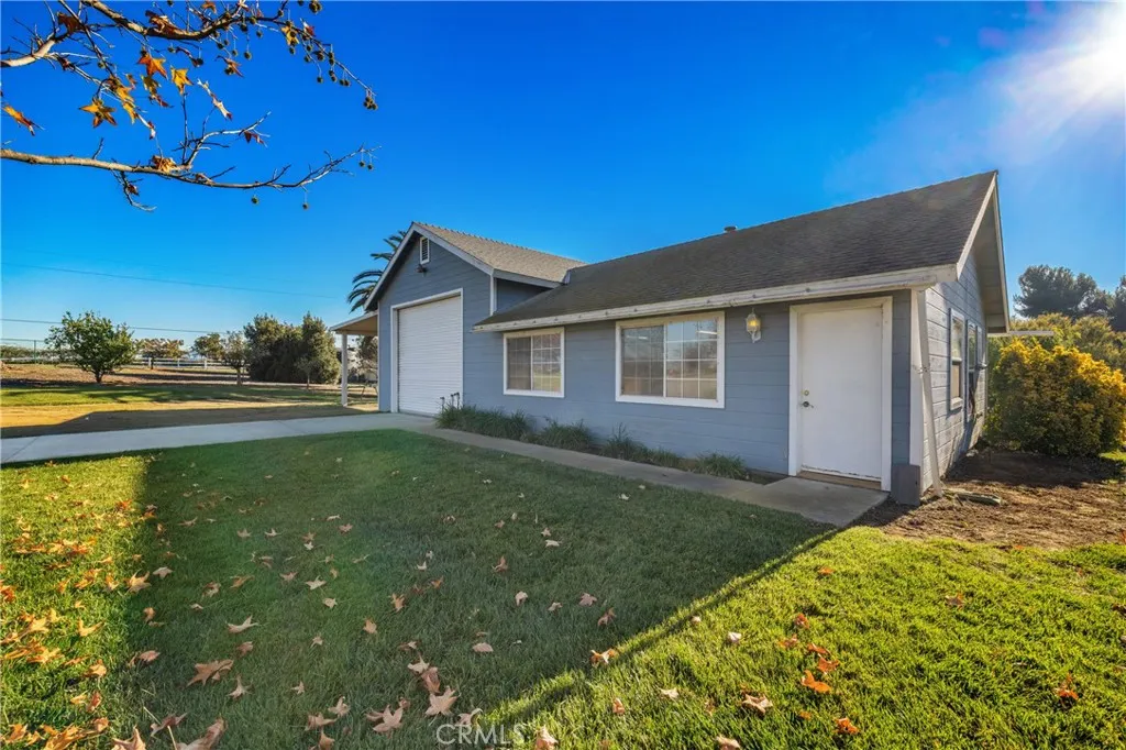 42300 Fig Street, Murrieta, California 92562 home-pic-58