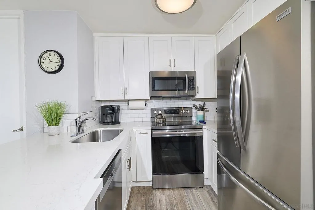999 N Pacific St F204, Oceanside, California 92054 home-pic-15