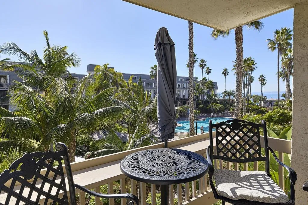 999 N Pacific St F204, Oceanside, California 92054 home-pic-2