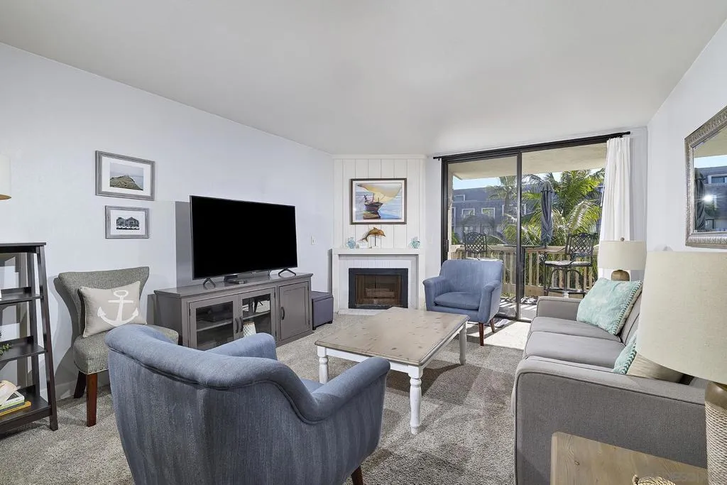 999 N Pacific St F204, Oceanside, California 92054 home-pic-3