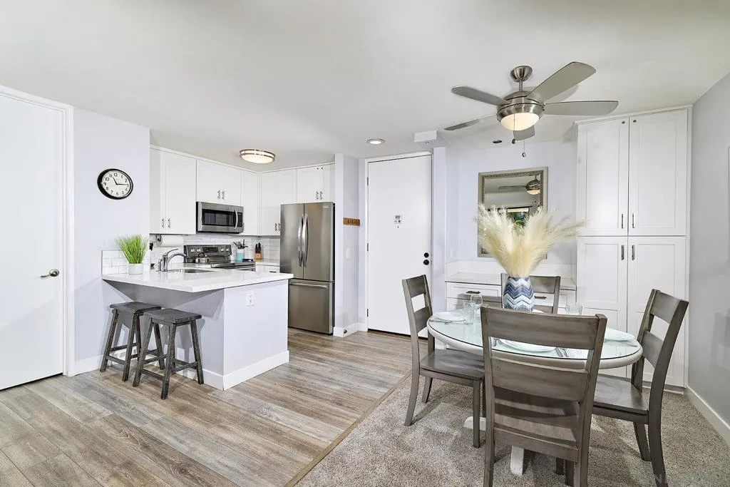 999 N Pacific St F204, Oceanside, California 92054 home-pic-14