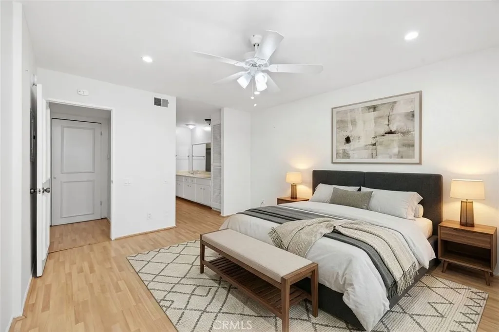 5301 Balboa Boulevard 5b, Encino, California 91316 home-pic-8