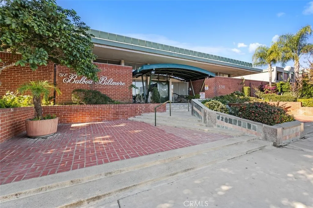 5301 Balboa Boulevard 5b, Encino, California 91316 home-pic-1