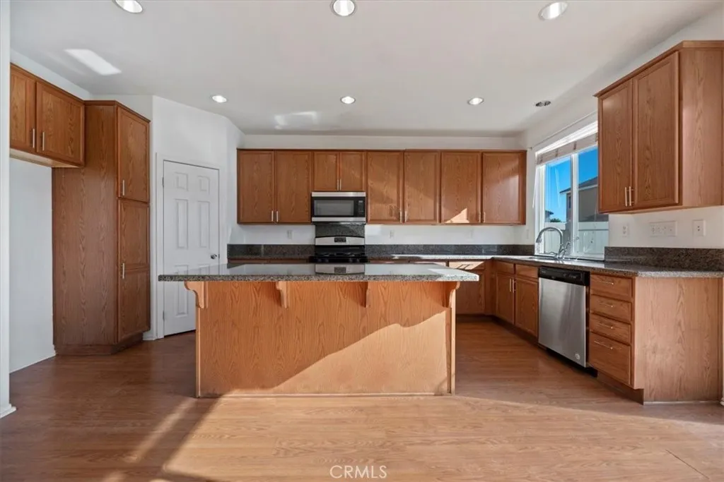 13223 Concord Drive, Victorville, California 92392 home-pic-18