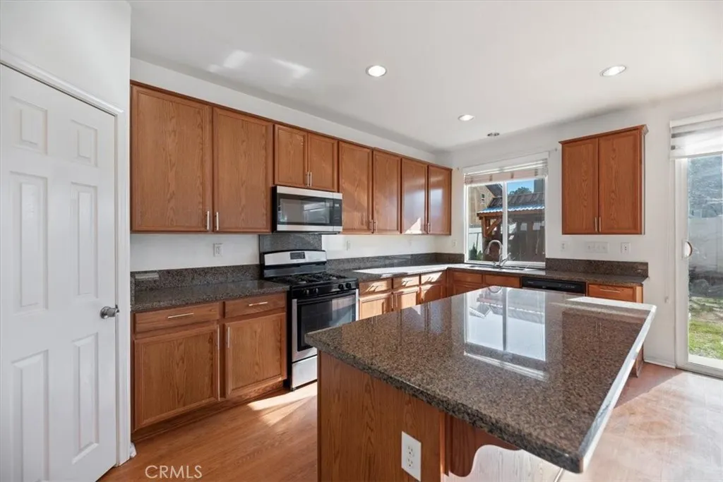 13223 Concord Drive, Victorville, California 92392 home-pic-23