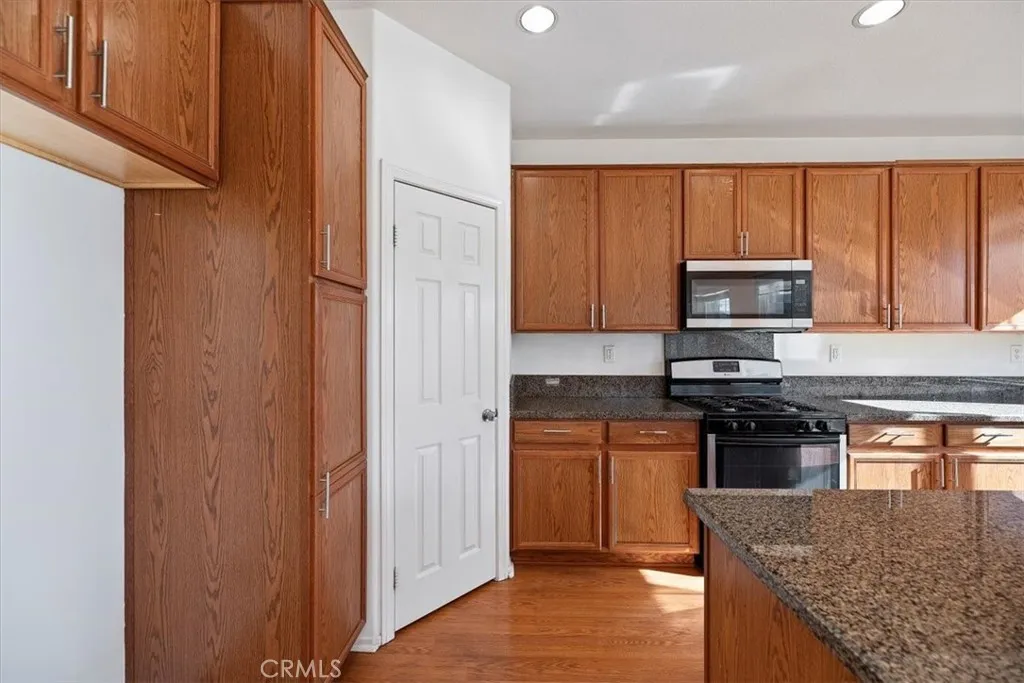 13223 Concord Drive, Victorville, California 92392 home-pic-22