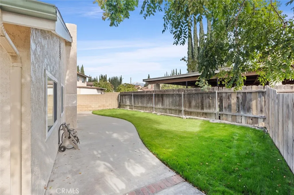 618 S Sally Lee Street, Azusa, California 91702 home-pic-19
