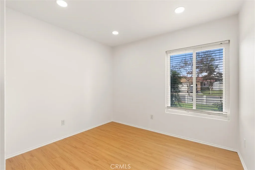 618 S Sally Lee Street, Azusa, California 91702 home-pic-16