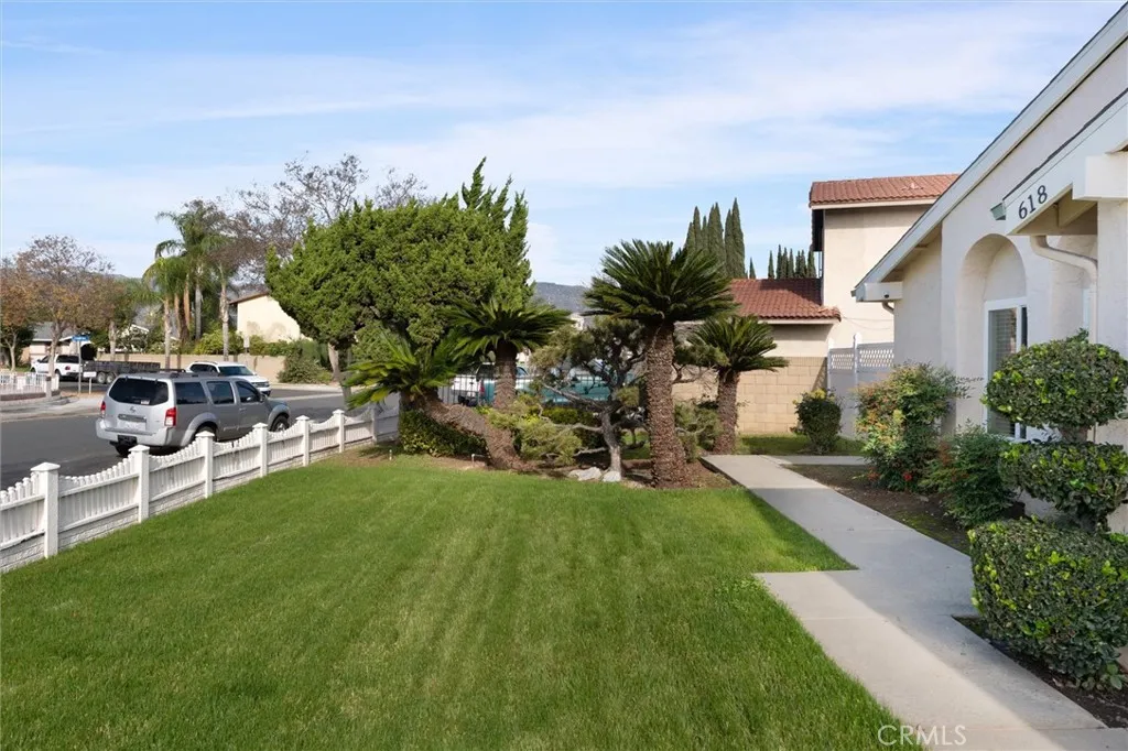 618 S Sally Lee Street, Azusa, California 91702 home-pic-24