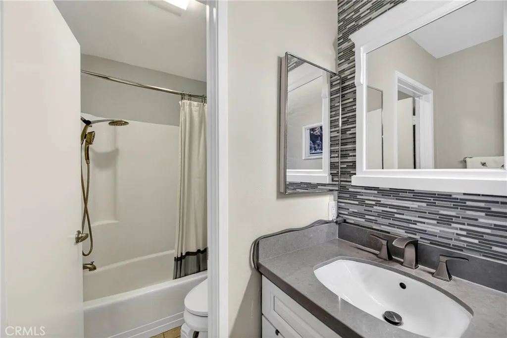 13624 La Jolla, La Mirada, California 90638 home-pic-44