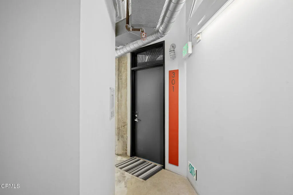315 E 8th Street 301, Los Angeles, California 90014 home-pic-7