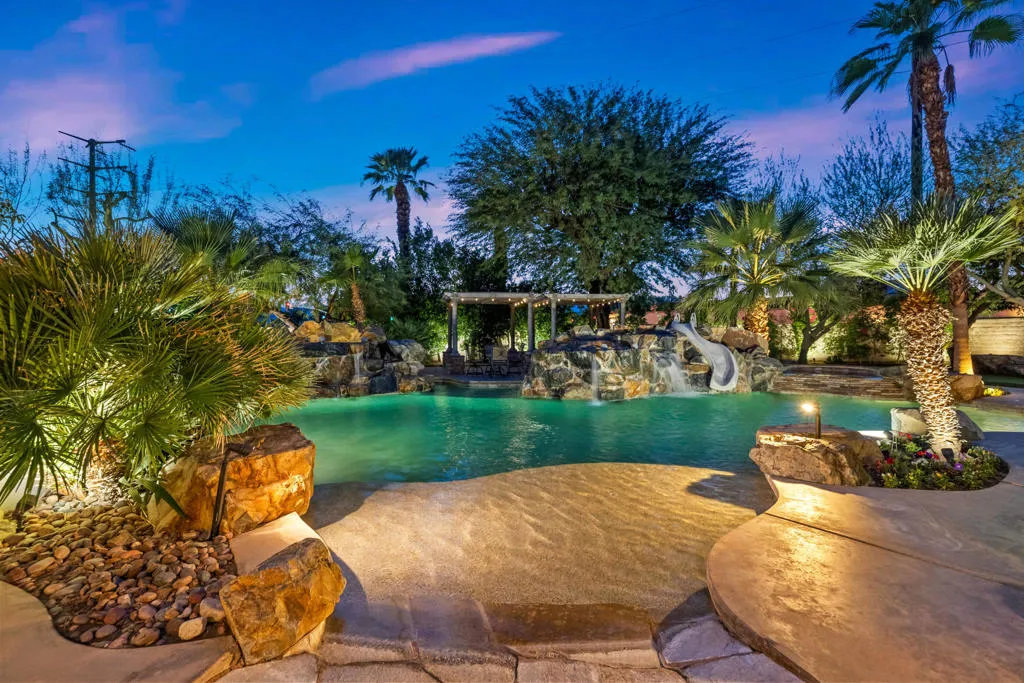 155 Bellini Way, Palm Desert, California 92211 home-pic-14