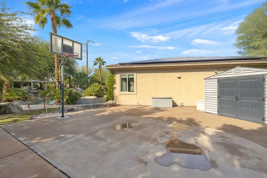 155 Bellini Way, Palm Desert, California 92211 home-pic-32