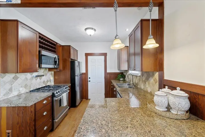 905 S Livermore Ave, Livermore, California 94550