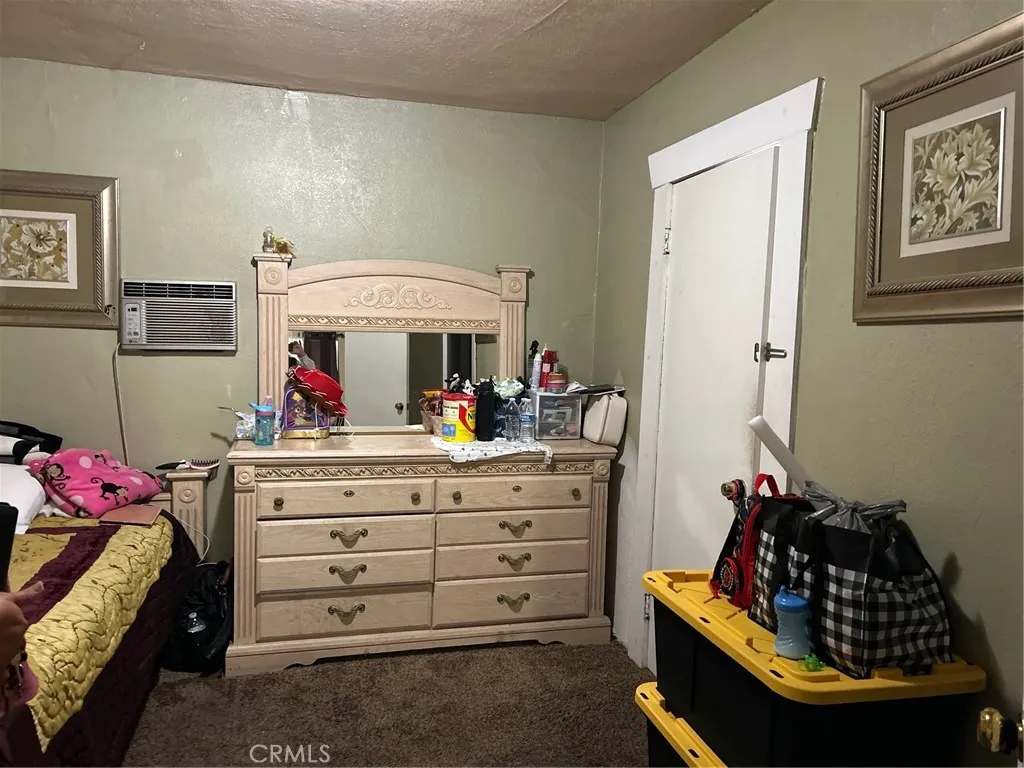 994 Magnolia, San Bernardino, California 92411 home-pic-8