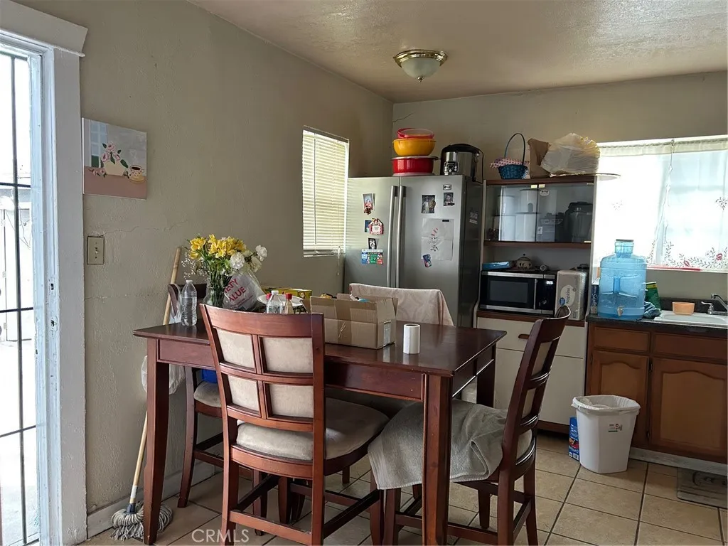 994 Magnolia, San Bernardino, California 92411 home-pic-11