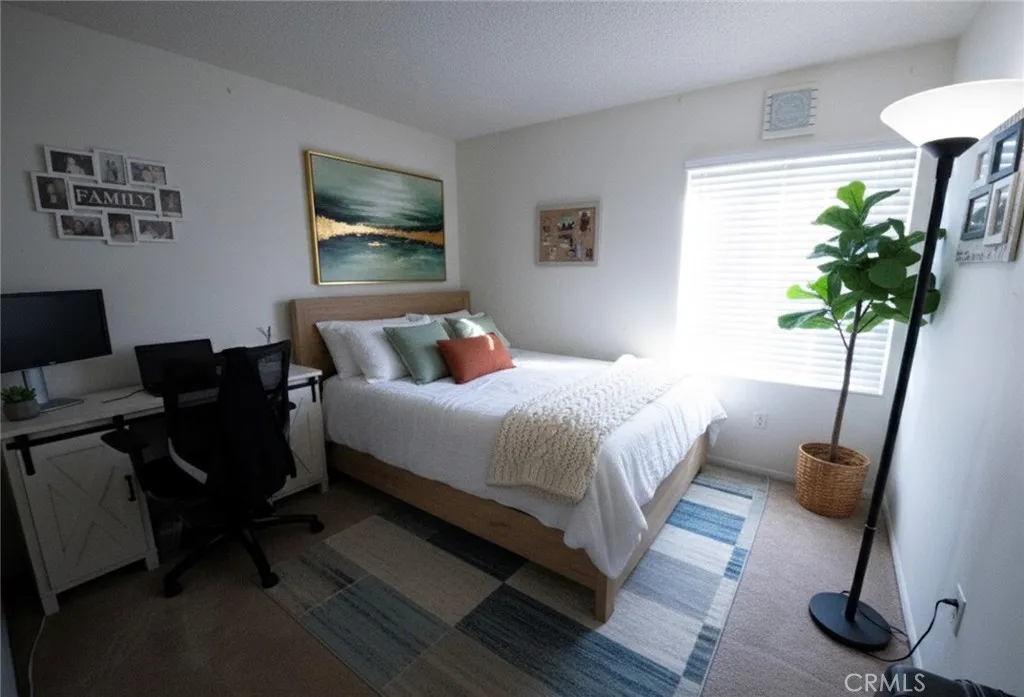 5700 Etiwanda Avenue 149, Tarzana, California 91356 home-pic-17
