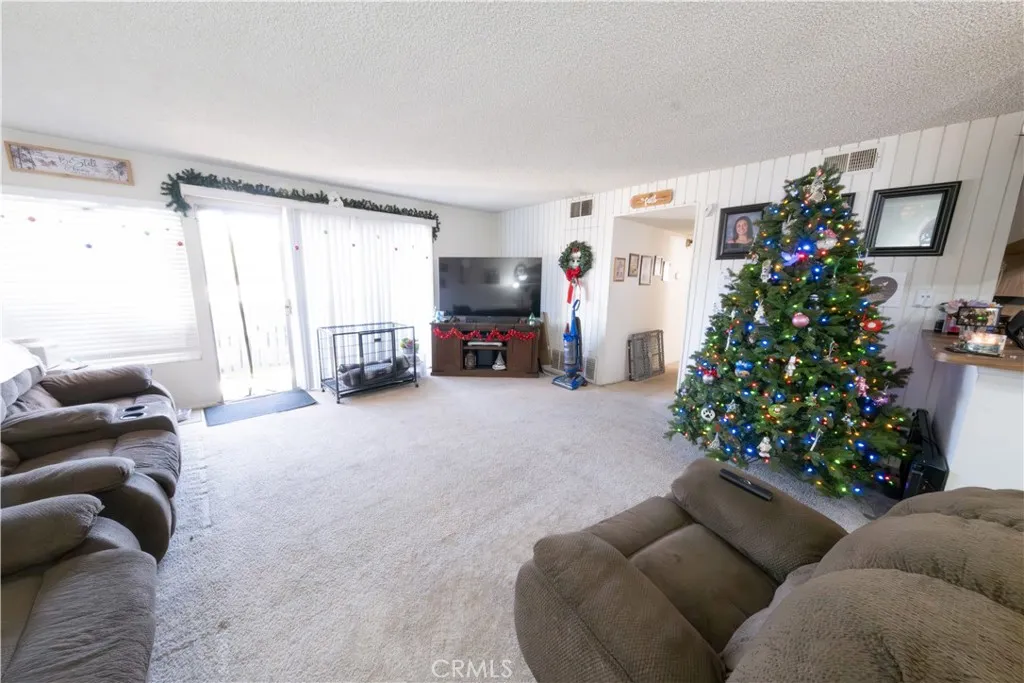 5700 Etiwanda Avenue 149, Tarzana, California 91356 home-pic-9