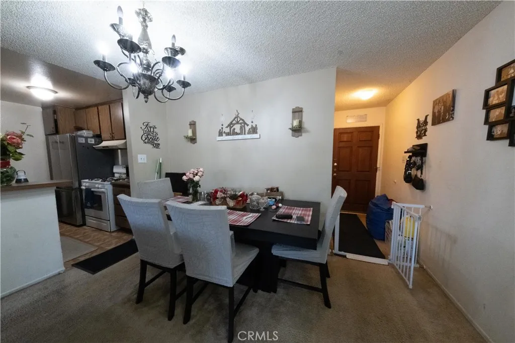 5700 Etiwanda Avenue 149, Tarzana, California 91356 home-pic-2