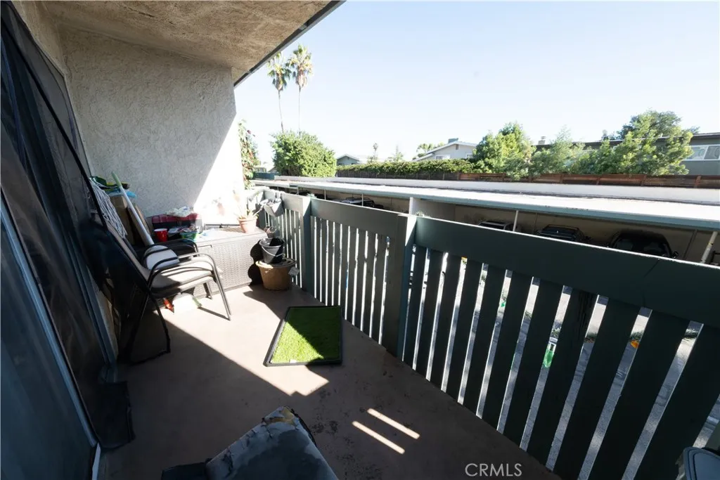 5700 Etiwanda Avenue 149, Tarzana, California 91356 home-pic-23