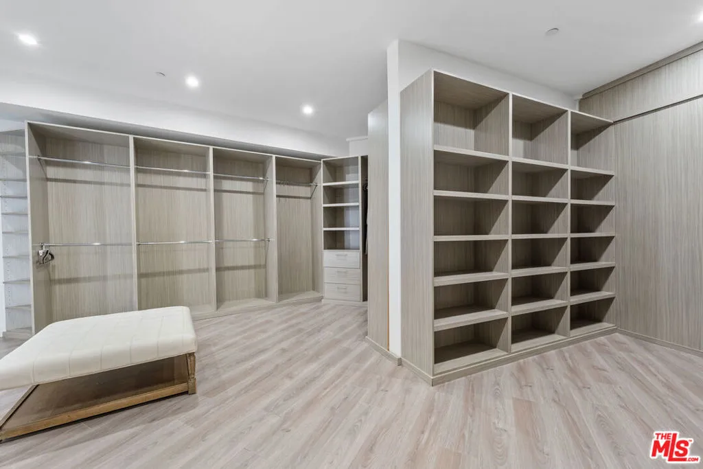 6181 Temple Hill Drive, Los Angeles, California 90068 home-pic-21