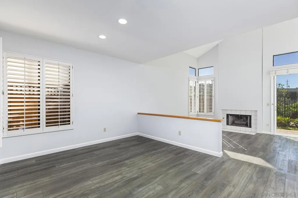 6327 Caminito Del Cervato, San Diego, California 92111 home-pic-8