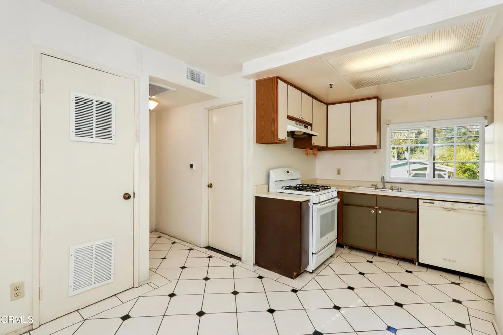 1018 Magnolia F, South Pasadena, California 91030 home-pic-12