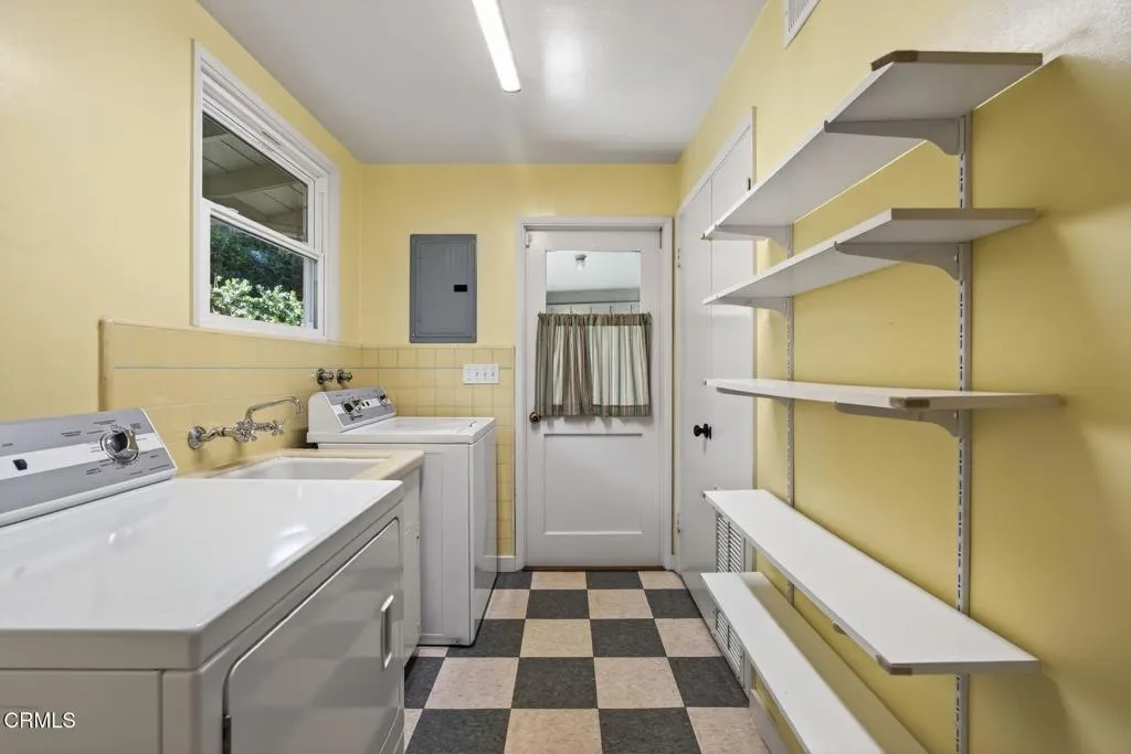 203 Foothill Road, Ojai, California 93023 home-pic-7