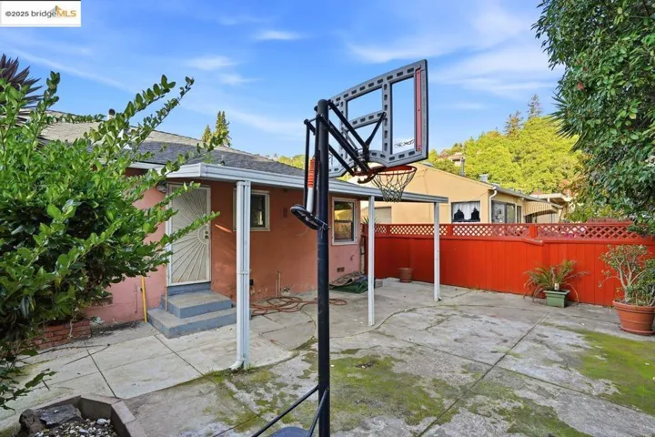 patio / terrace