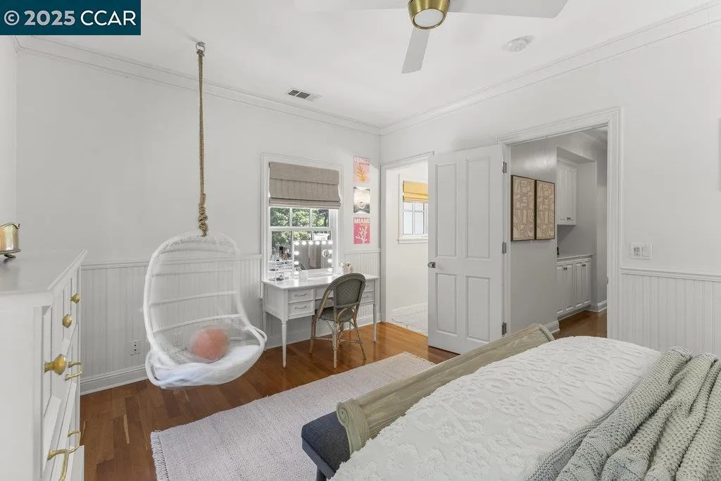 1826 Alameda Diablo, Diablo, California 94528 home-pic-43