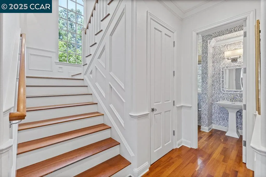 1826 Alameda Diablo, Diablo, California 94528 home-pic-31