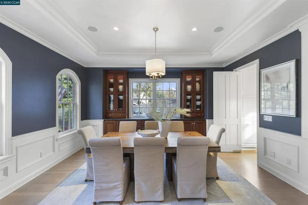 1826 Alameda Diablo, Diablo, California 94528 home-pic-5