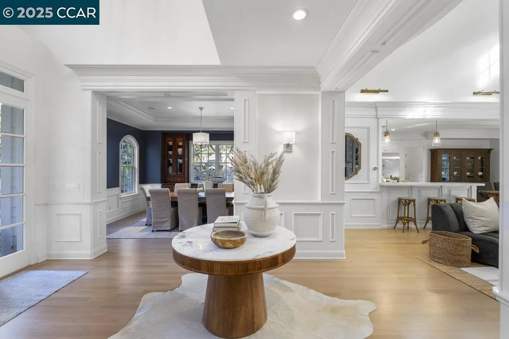 1826 Alameda Diablo, Diablo, California 94528 home-pic-21