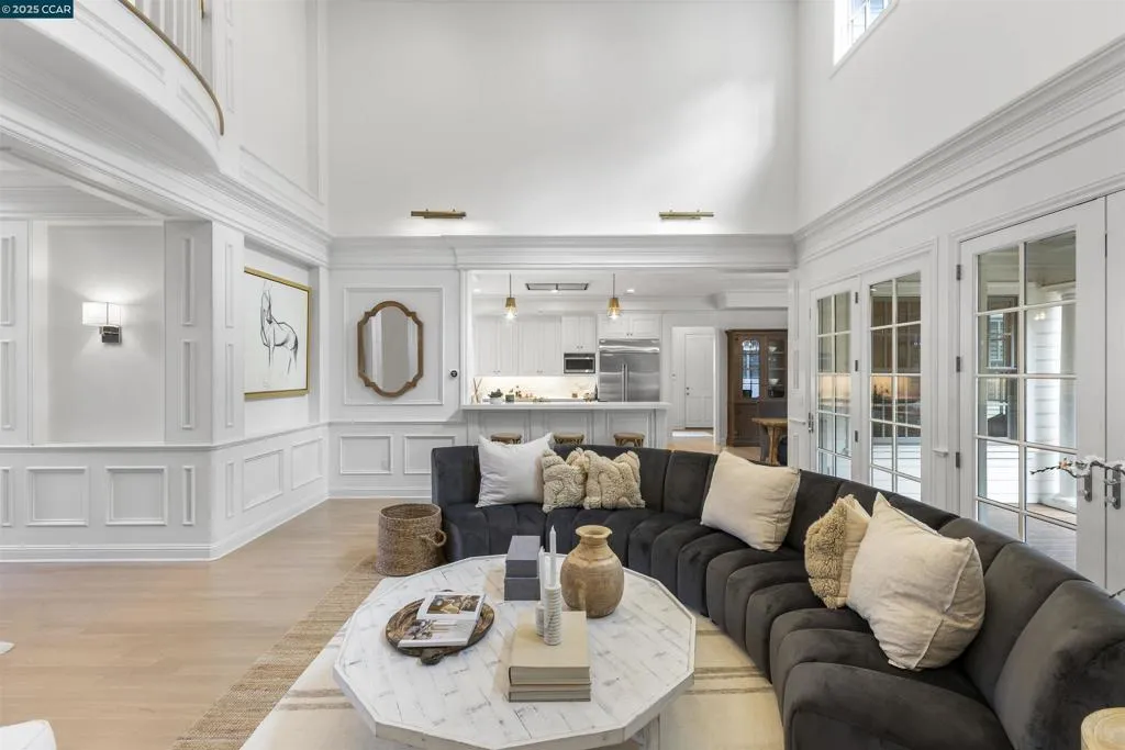 1826 Alameda Diablo, Diablo, California 94528 home-pic-11