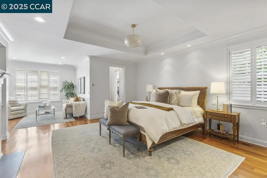 1826 Alameda Diablo, Diablo, California 94528 home-pic-24